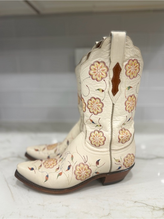 Lucchese Other - Lucchese 1883 Cream Embroidered Floral Western Boots 7.5